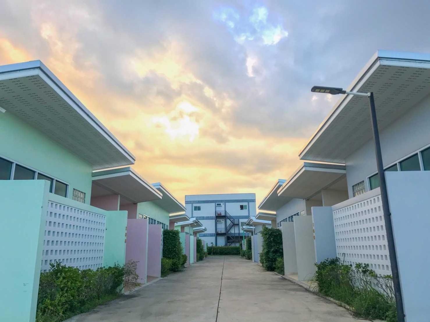 Sabai Palace Hotel Nakhon Si Thammarat Exterior photo